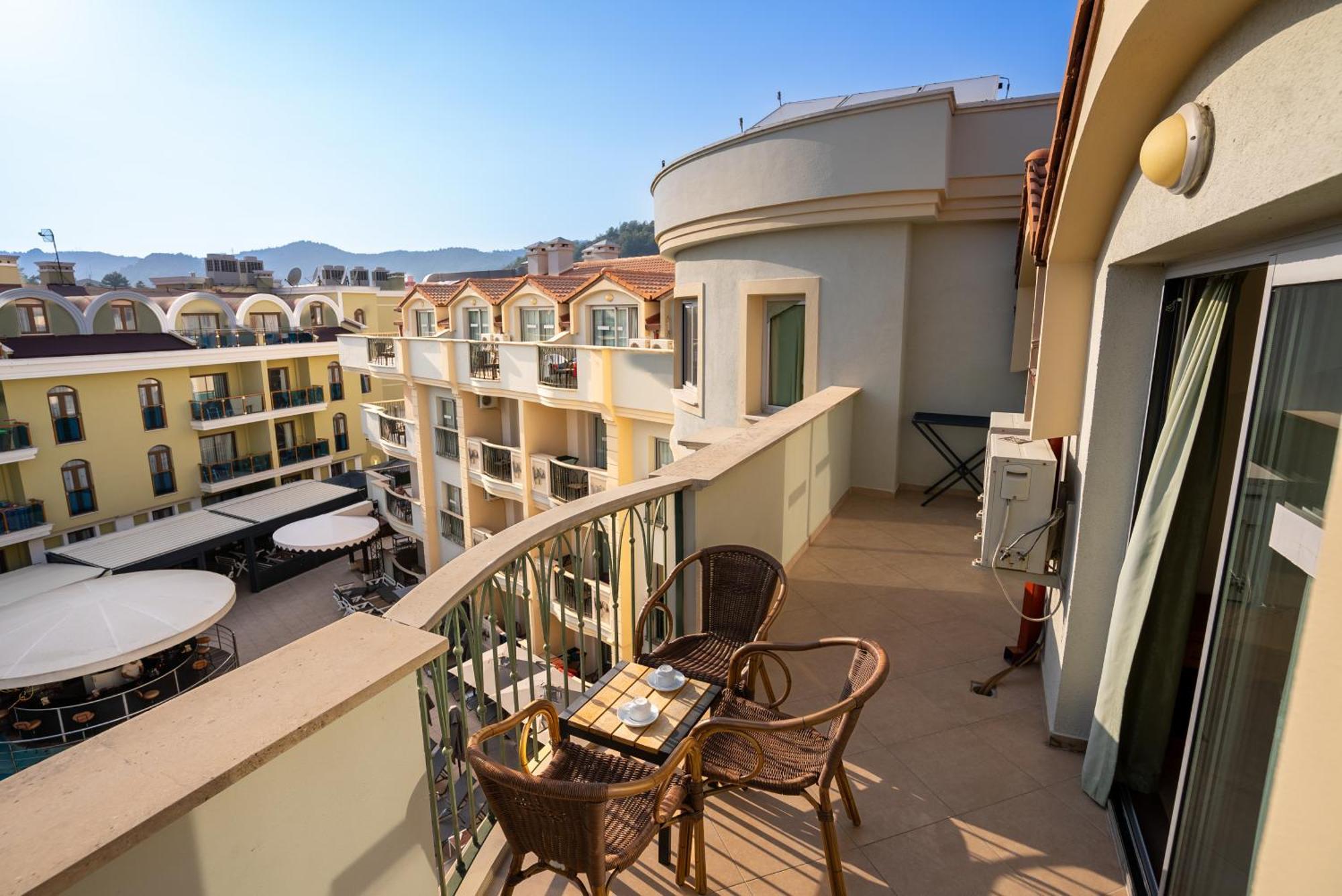 Club Karakas Apart Otel Μαρμαρίς Εξωτερικό φωτογραφία