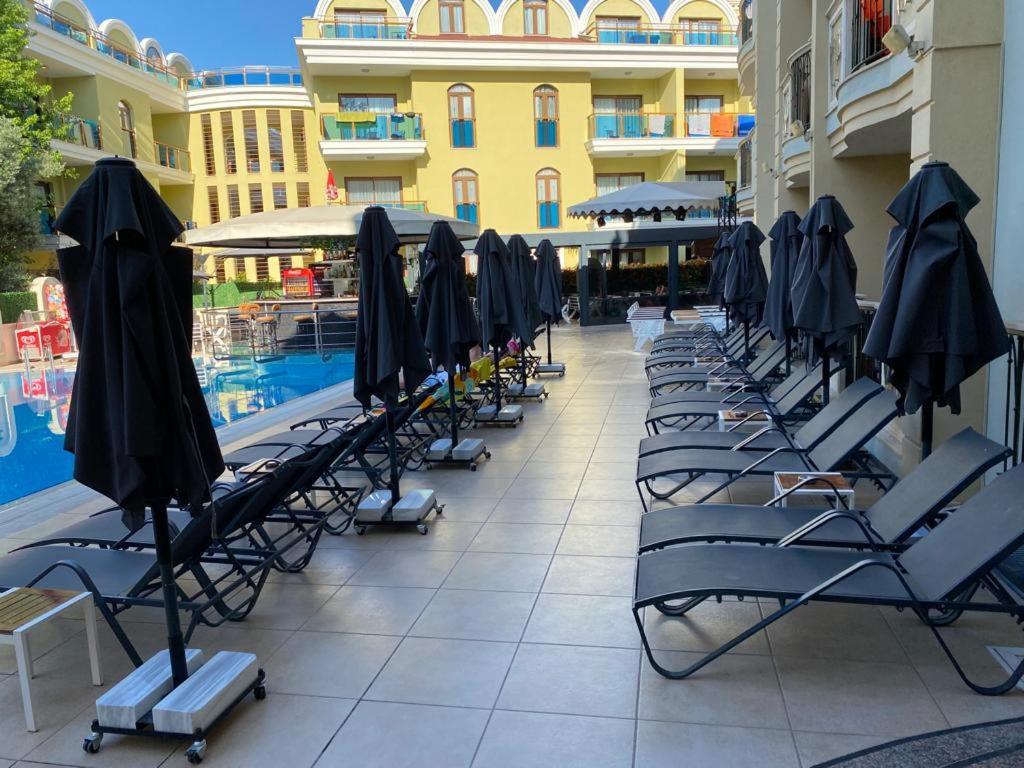 Club Karakas Apart Otel Μαρμαρίς Εξωτερικό φωτογραφία