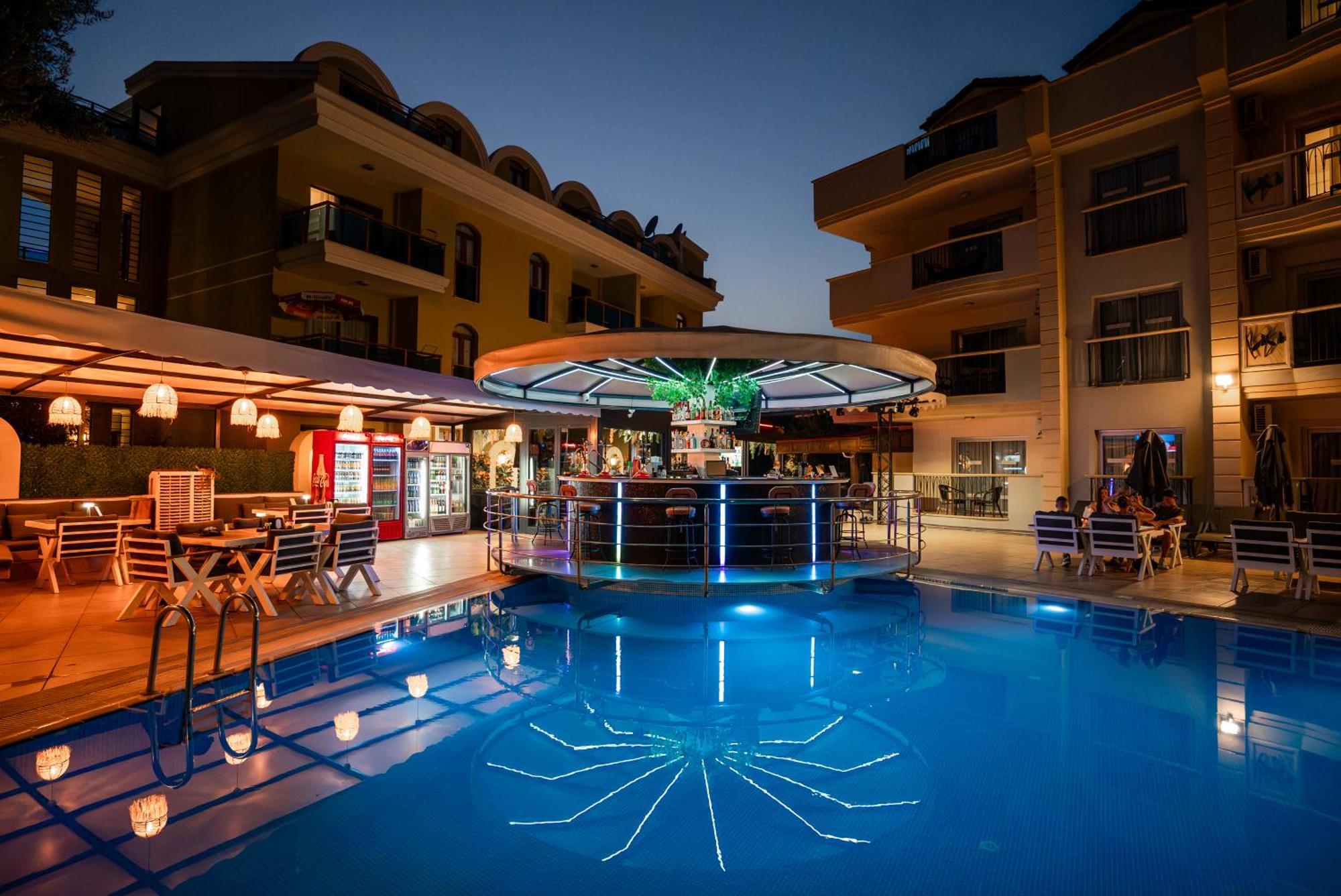 Club Karakas Apart Otel Μαρμαρίς Εξωτερικό φωτογραφία